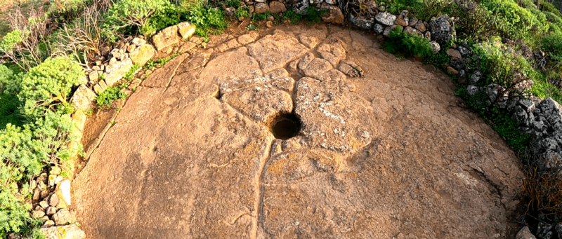 Almogaren no inventariado localizado en un barranco de Telde/Megustagrancanaria.